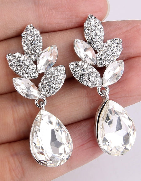 Shining Leaf Teardrop