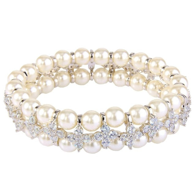 Elegant Clover Flower