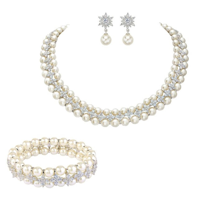 Elegant Clover Flower